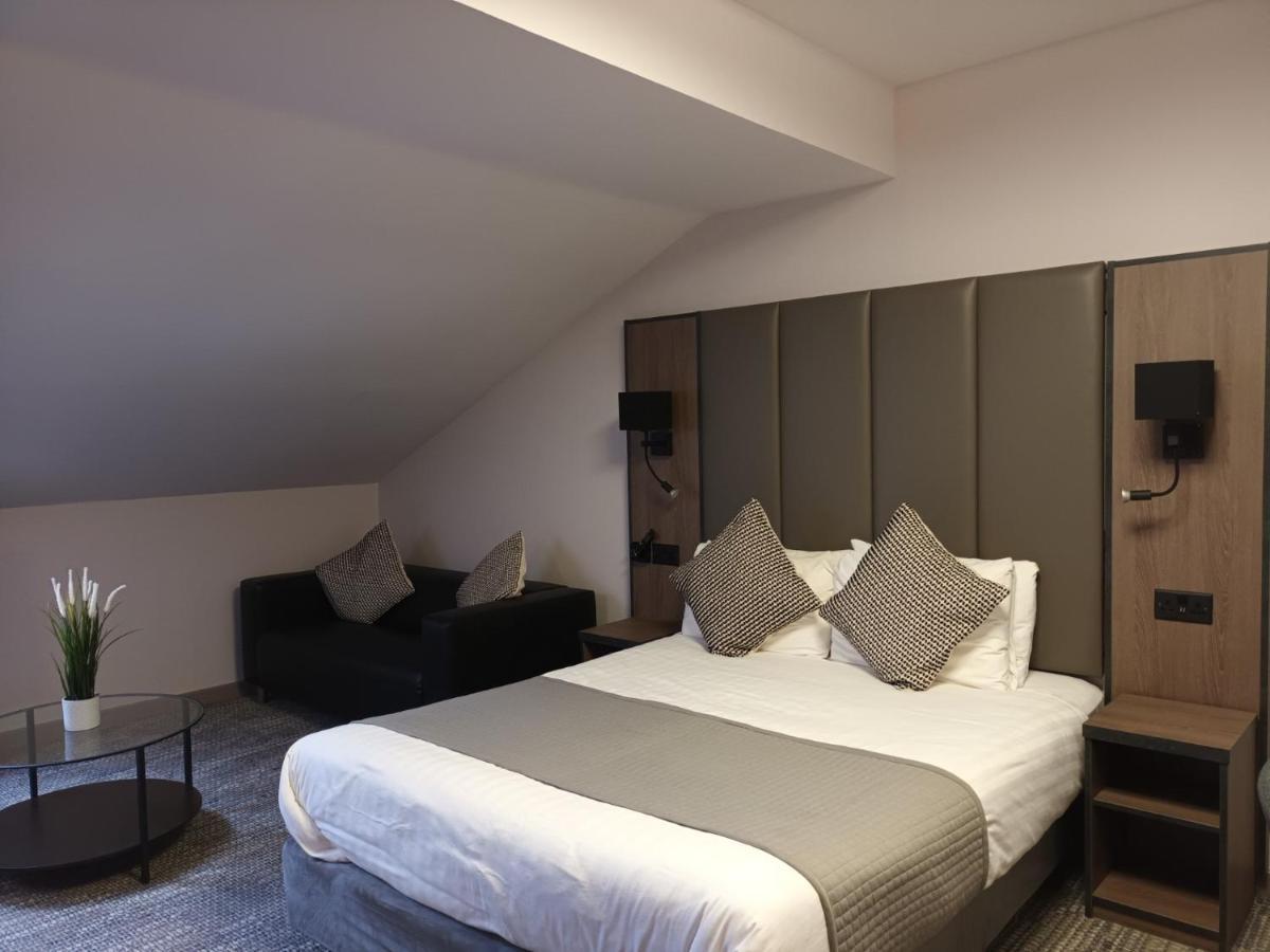 Corn Mill Lodge Hotel Leeds  Esterno foto