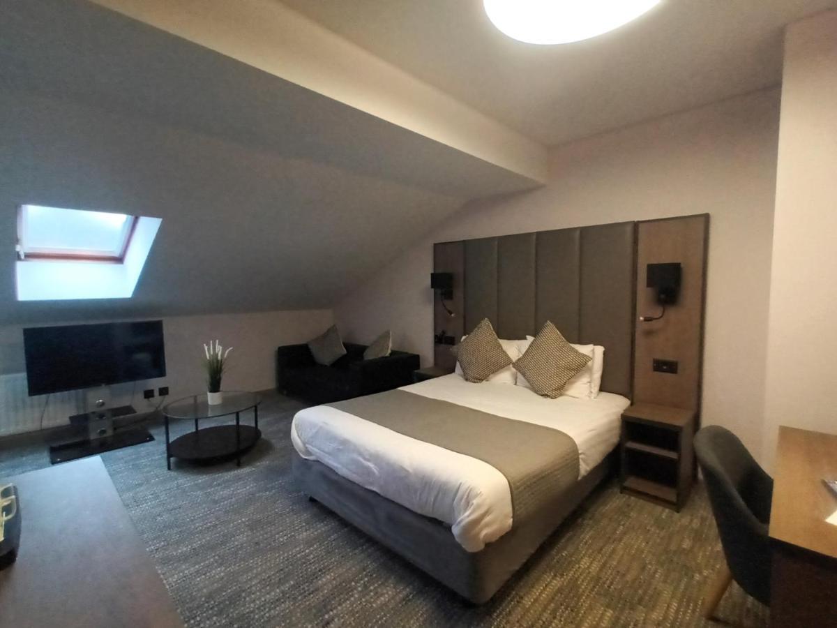 Corn Mill Lodge Hotel Leeds  Esterno foto