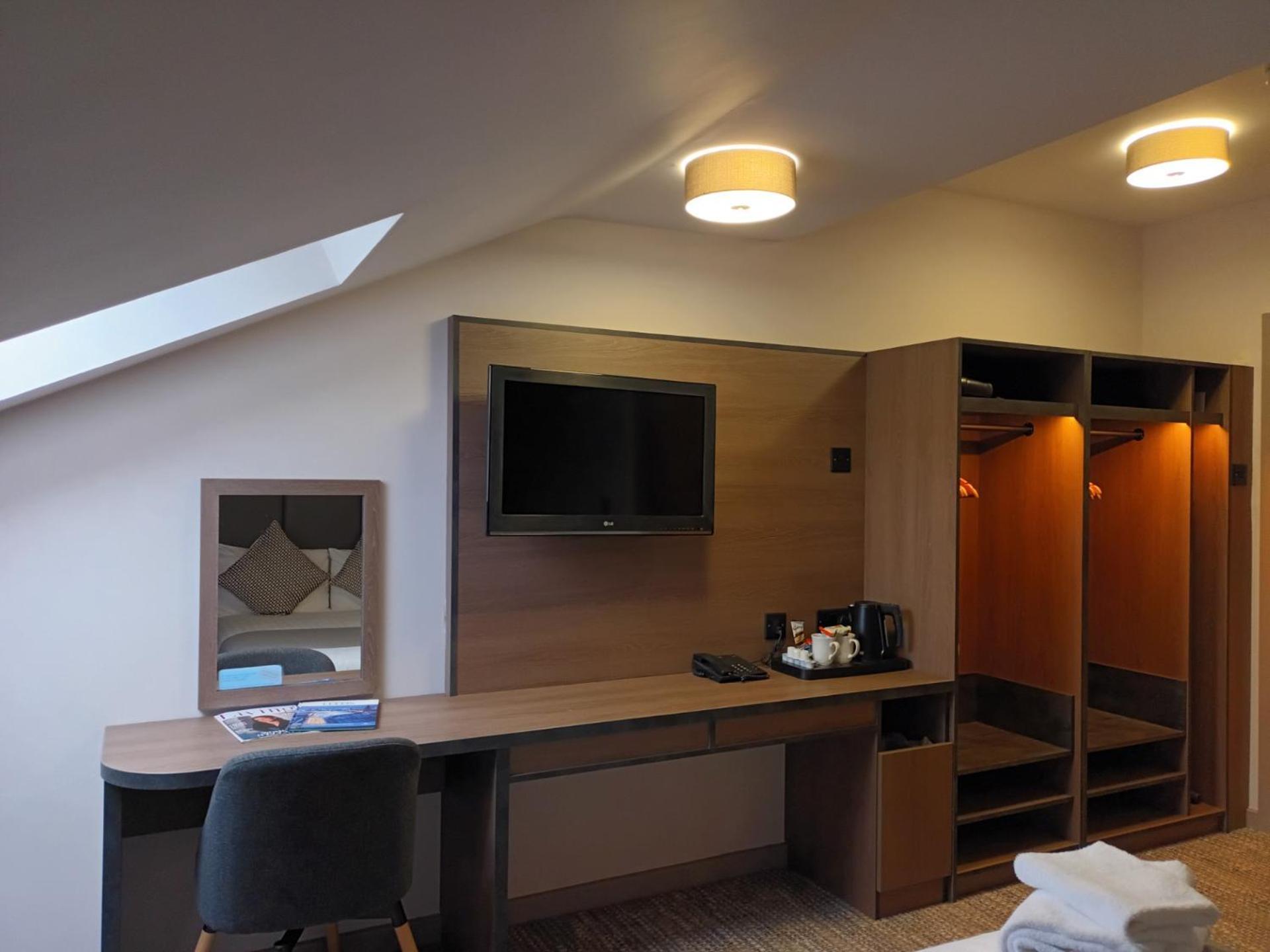 Corn Mill Lodge Hotel Leeds  Esterno foto