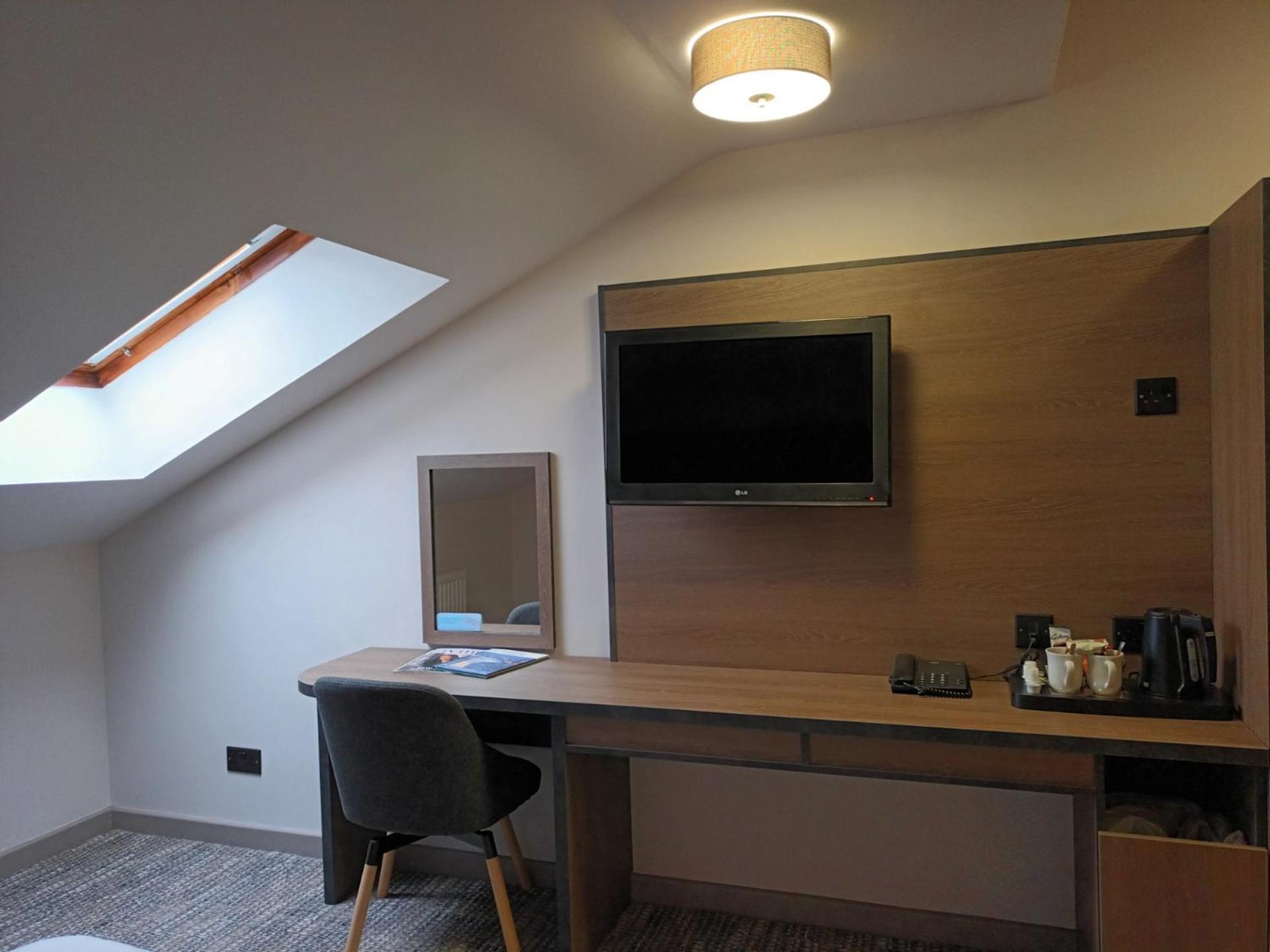 Corn Mill Lodge Hotel Leeds  Esterno foto