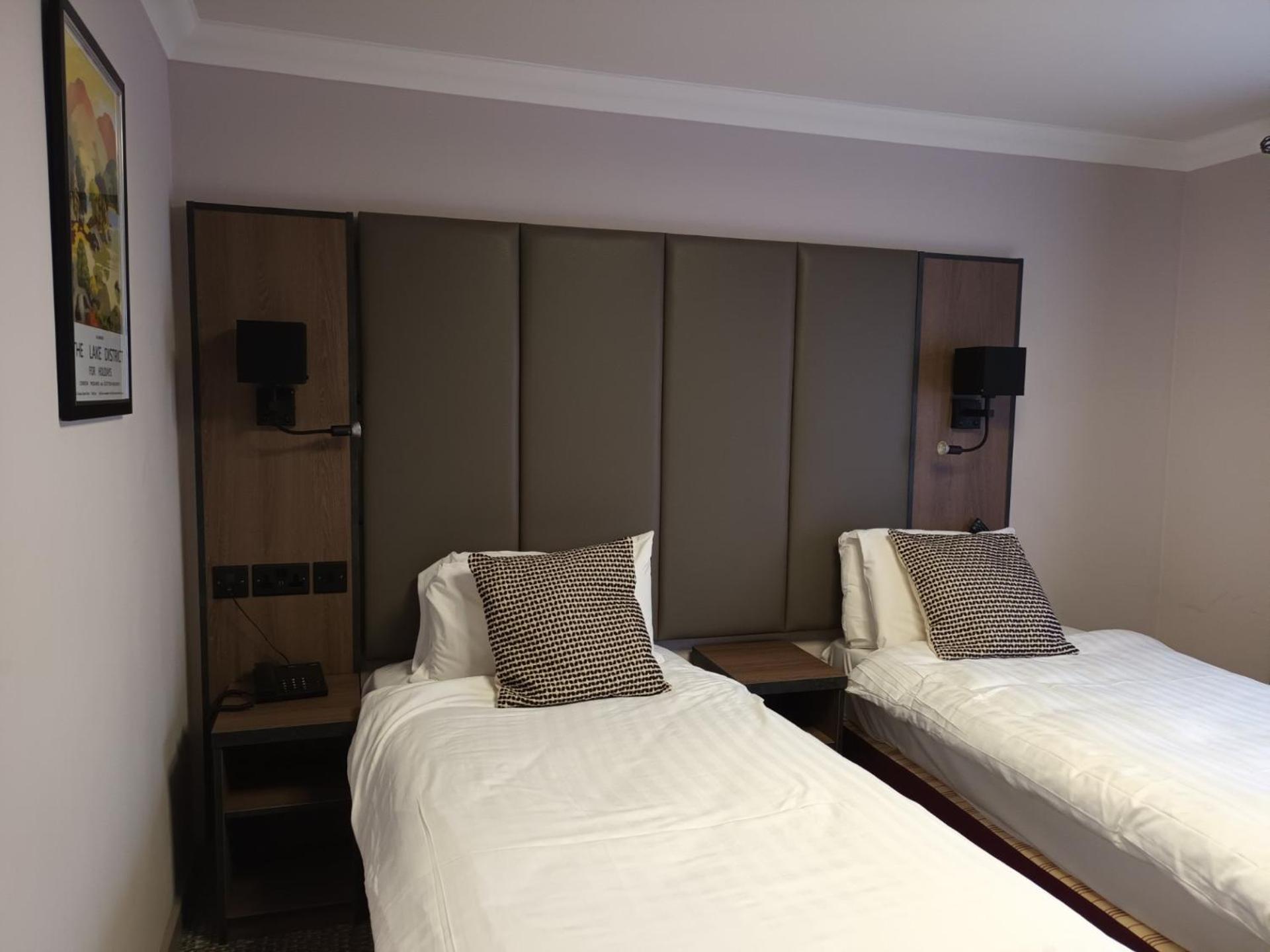Corn Mill Lodge Hotel Leeds  Esterno foto