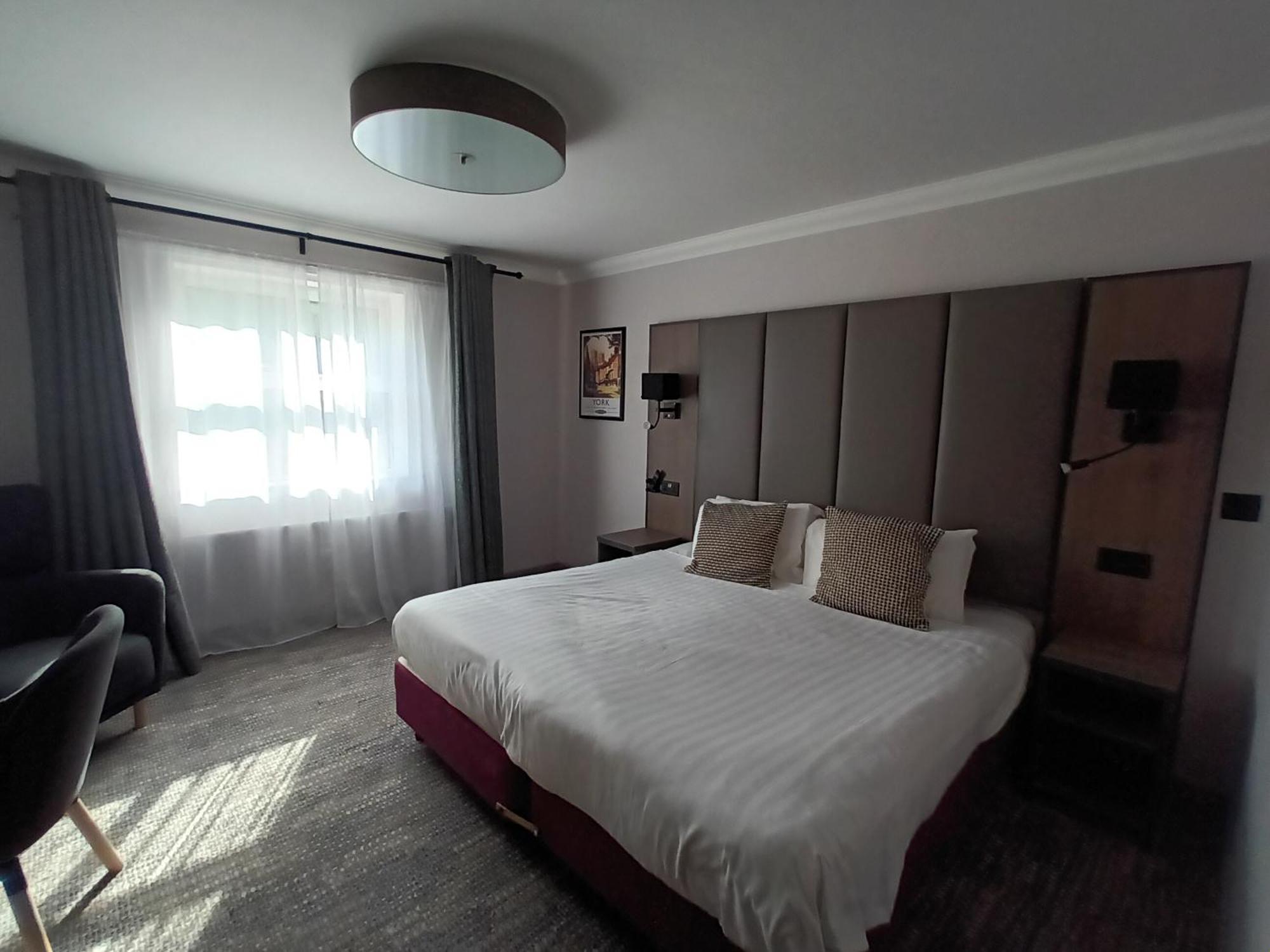 Corn Mill Lodge Hotel Leeds  Esterno foto