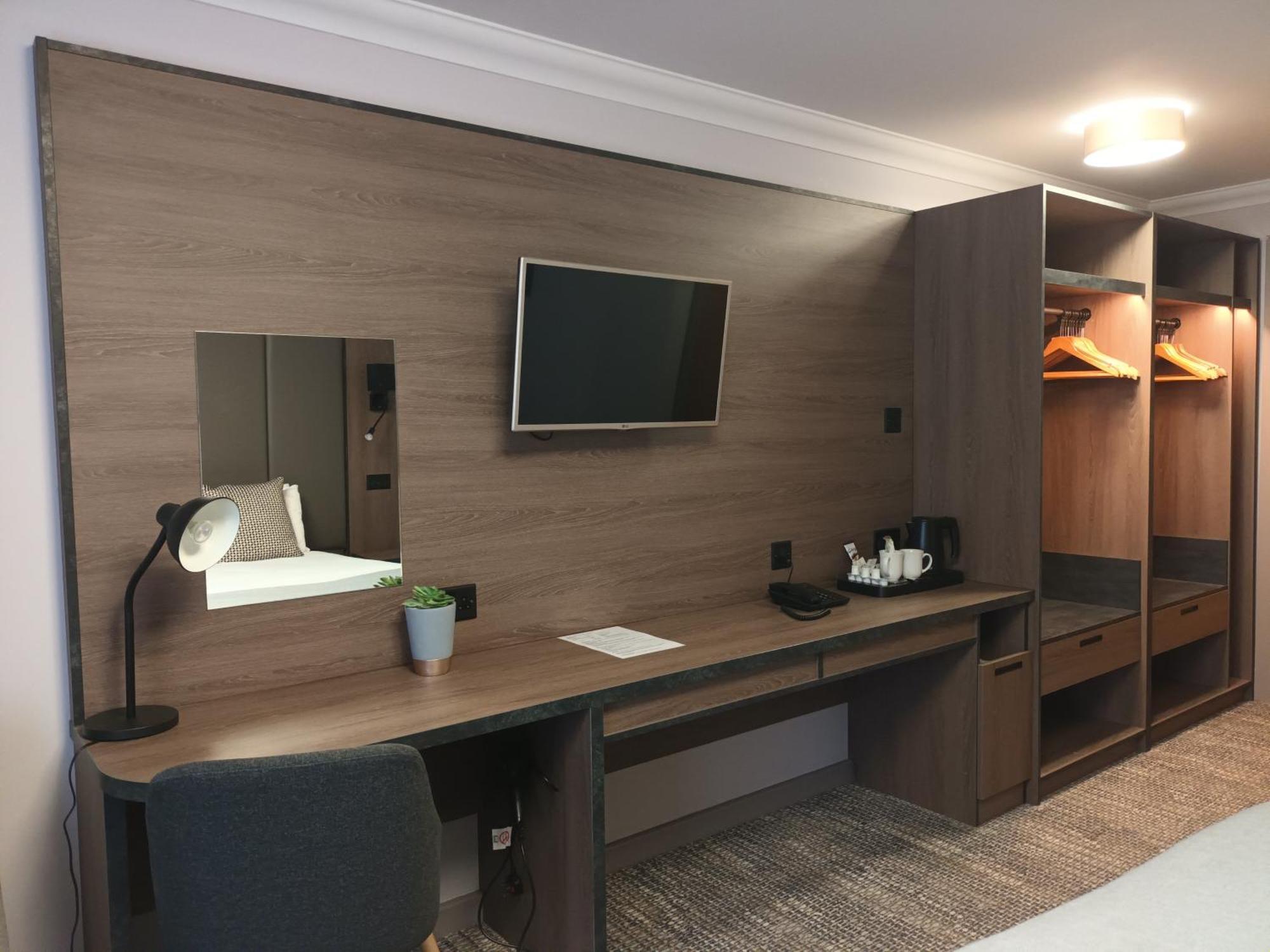 Corn Mill Lodge Hotel Leeds  Esterno foto