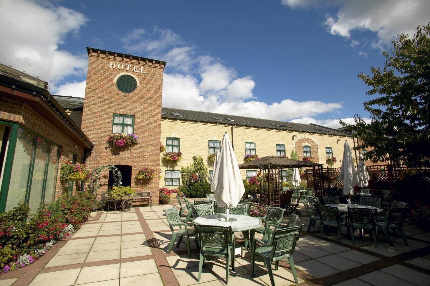 Corn Mill Lodge Hotel Leeds  Esterno foto