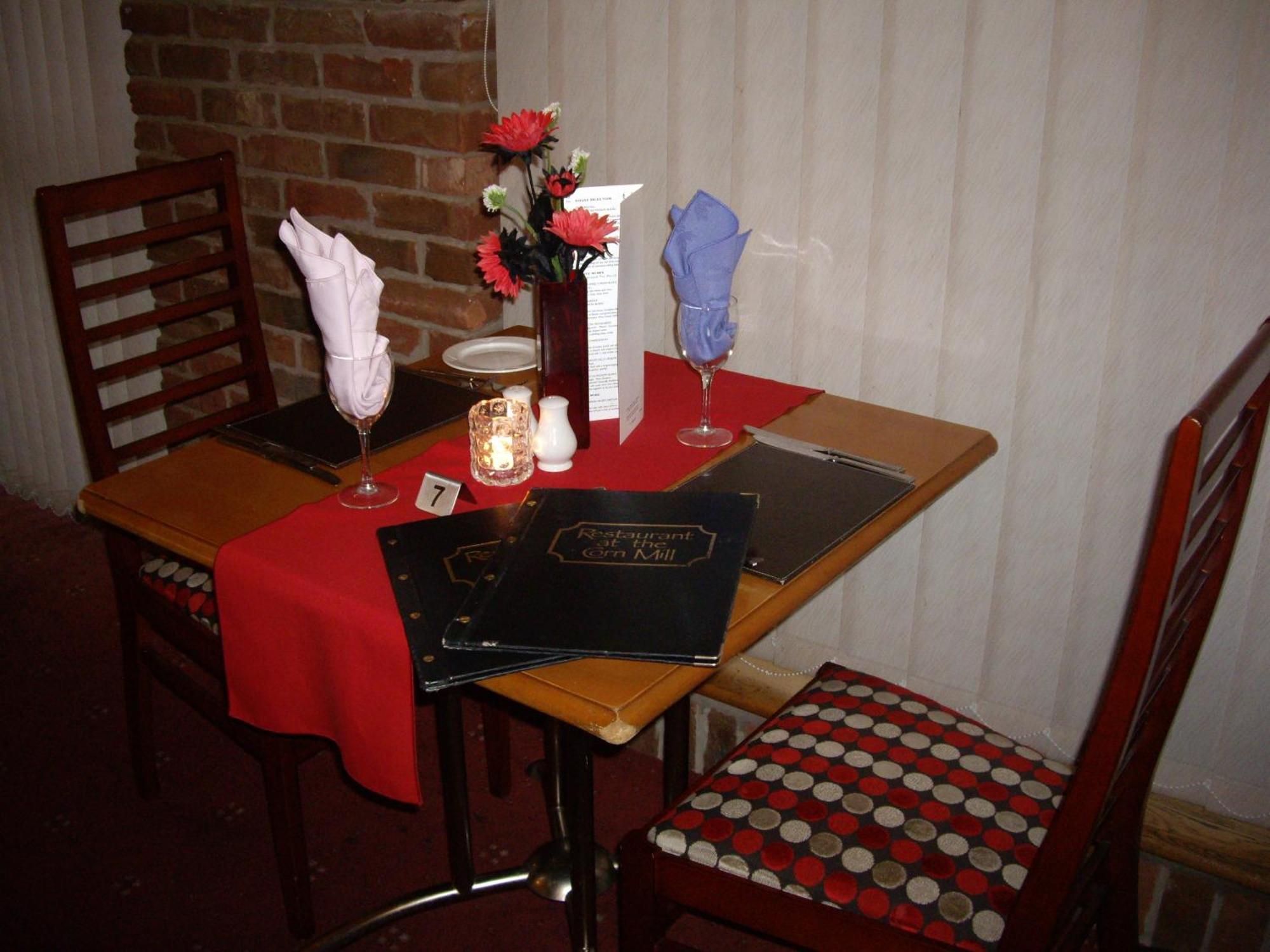 Corn Mill Lodge Hotel Leeds  Esterno foto