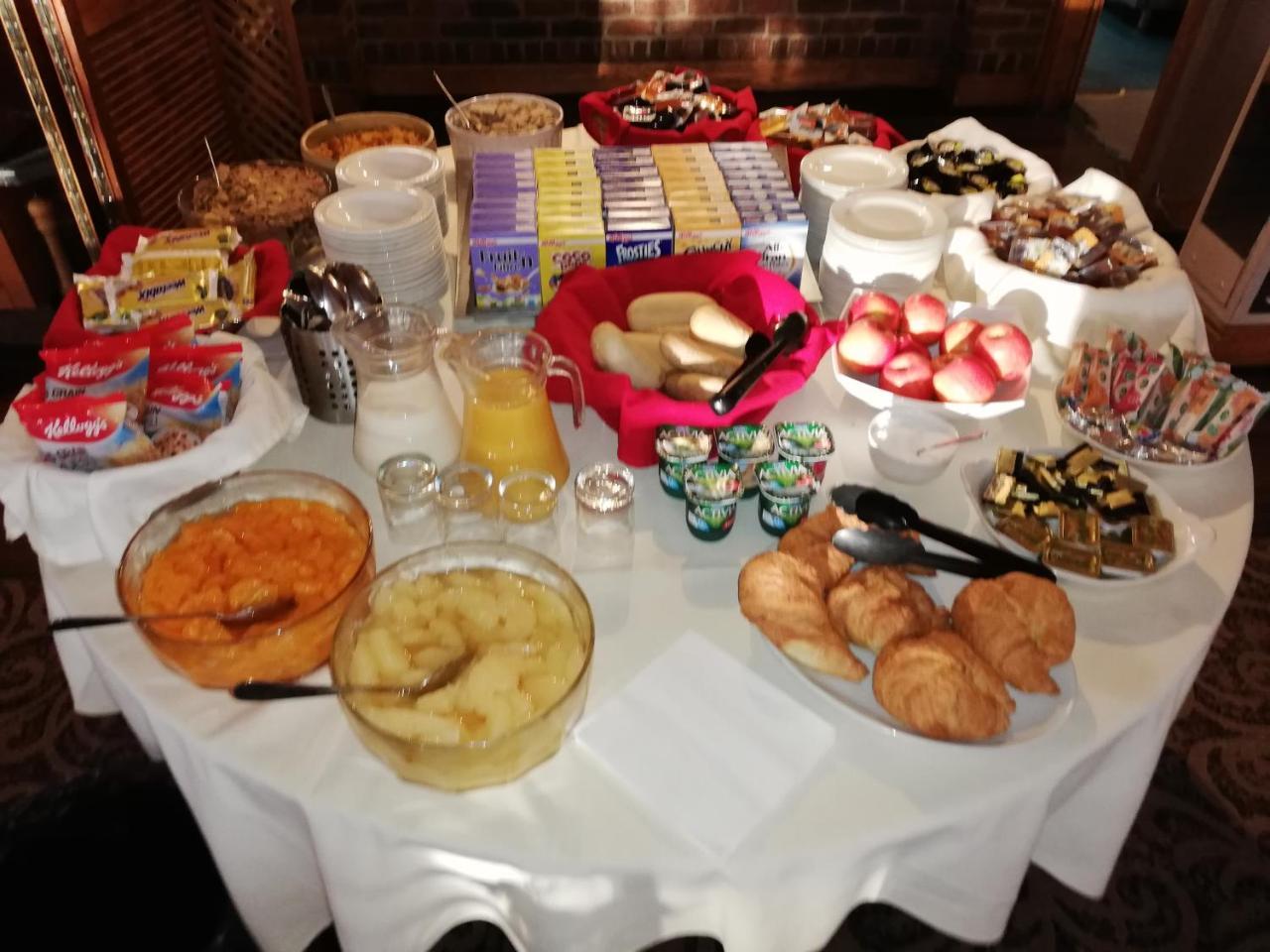 Corn Mill Lodge Hotel Leeds  Esterno foto